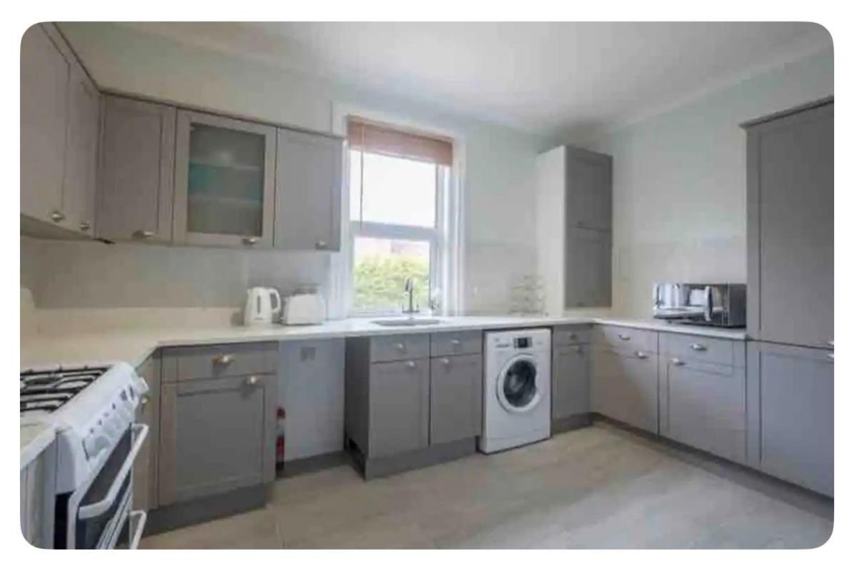 Beautiful Garden Flat In Bournemouth - First Floorアパートメント エクステリア 写真