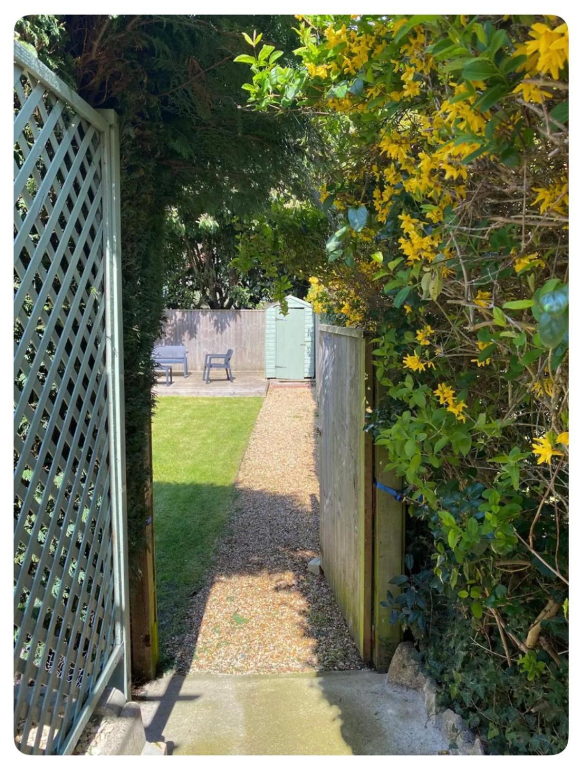 Beautiful Garden Flat In Bournemouth - First Floorアパートメント エクステリア 写真